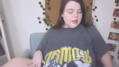 Emma online show from September 10, 2025, 7:25 pm