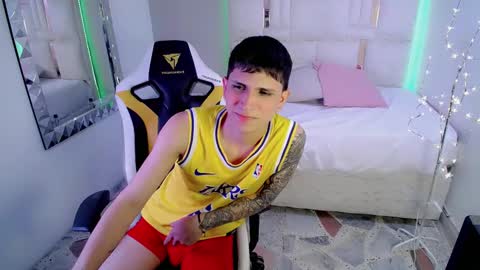 BRAYAN online show from January 7, 2025, 7:38 pm