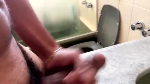 brazilianb0yy online show from April 23, 2026, 11:09 am