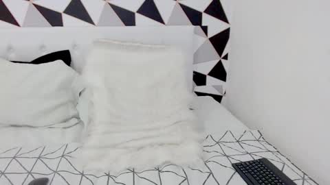 Alice online show from January 14, 2025, 4:04 am