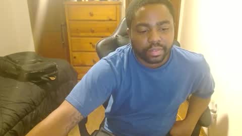 Breadw1nnah online show from November 8, 2025, 8:03 am