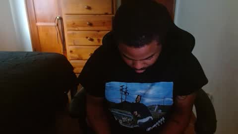 Breadw1nnah online show from November 10, 2025, 3:11 pm