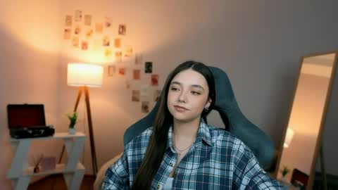 Rachel online show from April 18, 2026, 7:58 pm