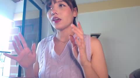 breakfastwithtiffanys online show from November 18, 2025, 4:33 pm