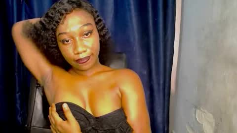 brealove_ online show from November 24, 2025, 8:08 pm