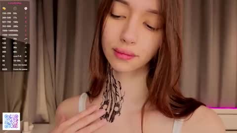 Eva  online show from November 29, 2025, 4:10 pm