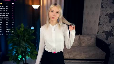 Mia Bunyard online show from February 20, 2025, 4:14 pm