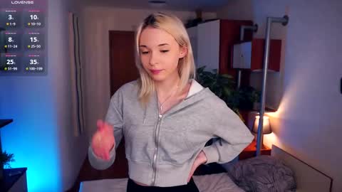 Mia Bunyard online show from March 6, 2025, 5:11 pm