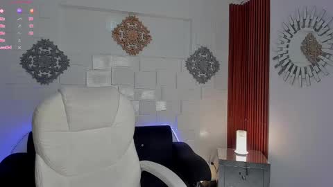 Breex online show from February 11, 2025, 11:22 pm