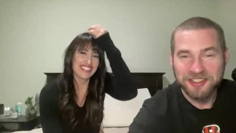 Snapshot of breezydoesit95 chatting on January 9, 2026, 2:14 am breezydoesit95 online show from January 9, 2026, 2:14 am