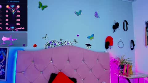 Brenda moris online show from February 7, 2025, 1:47 am