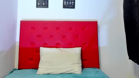 Snapshot of brenda_sofia chatting on February 27, 2025, 10:09 pm brenda_sofia online show from February 27, 2025, 10:09 pm