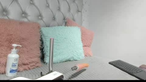 Snapshot of brenda_sofia2 chatting on June 5, 2026, 2:23 pm brenda sofia2 online show from June 5, 2026, 2:23 pm