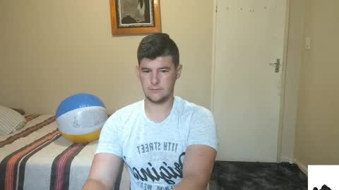 ask me lol online show from February 11, 2025, 4:22 am