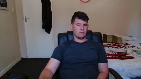 ask me lol online show from March 11, 2026, 10:32 am