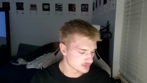 BrentBarbasol online show from October 8, 2025, 4:32 am