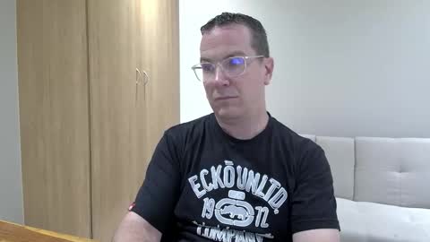 Snapshot of brettdj chatting on November 27, 2025, 1:13 pm Brett online show from November 27, 2025, 1:13 pm