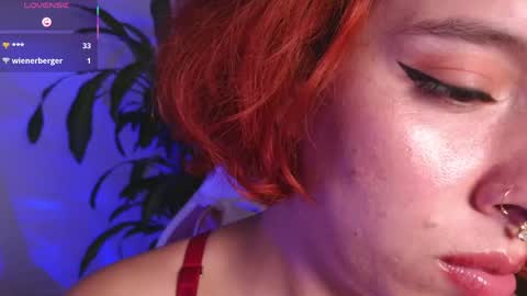 Snapshot of bri_von_dhara_ chatting on May 8, 2026, 7:52 pm Bri online show from May 8, 2026, 7:52 pm