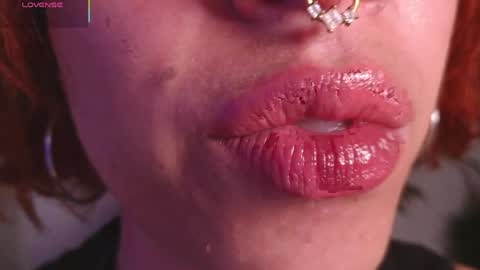 Snapshot of bri_von_dhara_ chatting on May 12, 2026, 12:41 am Bri online show from May 12, 2026, 12:41 am
