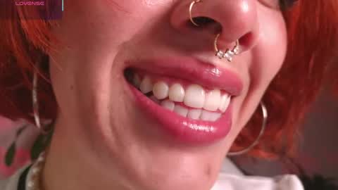 Snapshot of bri_von_dhara_ chatting on May 22, 2026, 11:43 pm Bri online show from May 22, 2026, 11:43 pm