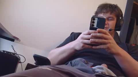 brian7891012 online show from May 4, 2026, 4:03 pm
