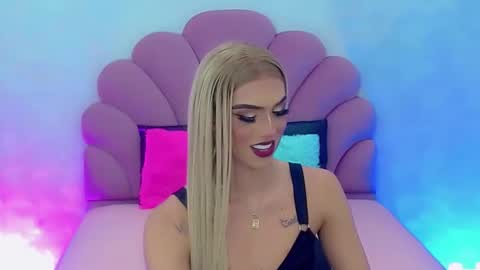 BRIANA online show from January 7, 2025, 5:22 am