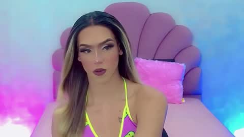 BRIANA online show from January 22, 2025, 1:20 am