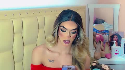 BRIANA online show from December 4, 2025, 3:16 am