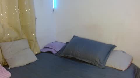 briana_stark online show from October 25, 2025, 1:29 pm