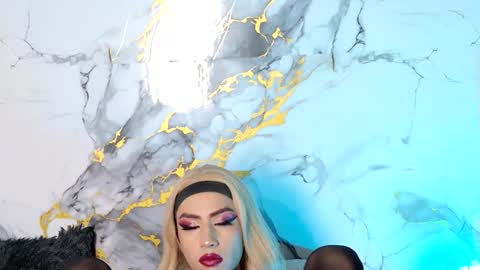 briana_white online show from May 13, 2026, 2:03 pm