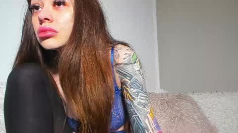 brianadiamondxxx online show from April 15, 2026, 10:00 am