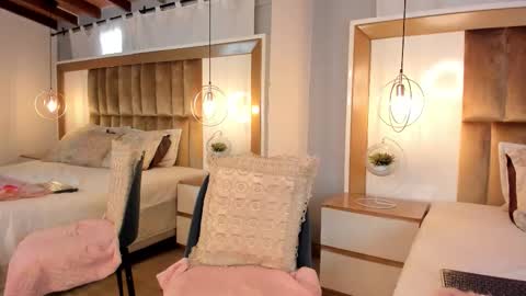  Briana  online show from February 21, 2026, 9:38 pm