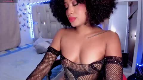  Briana  online show from November 1, 2025, 3:47 pm