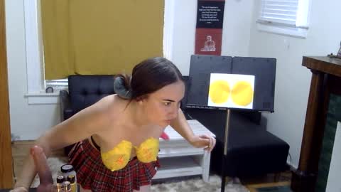 Brianna Bills online show from September 30, 2025, 11:32 pm