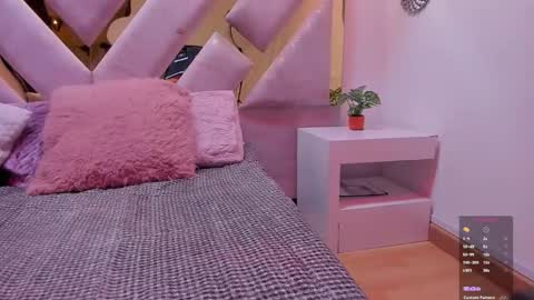 Brianna  online show from October 31, 2025, 11:44 am