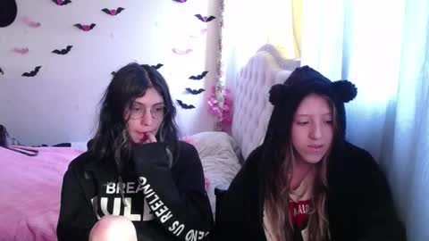 briarandblair online show from November 6, 2025, 1:45 pm