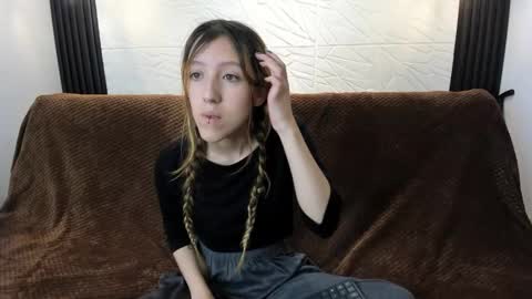 briarandblair online show from November 11, 2025, 1:55 pm