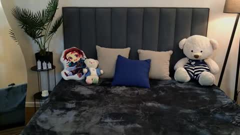 Snapshot of briarwynn chatting on November 19, 2025, 10:21 pm briarwynn online show from November 19, 2025, 10:21 pm