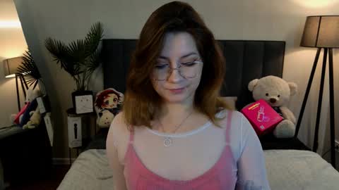 Snapshot of briarwynn chatting on January 12, 2026, 10:37 pm briarwynn online show from January 12, 2026, 10:37 pm