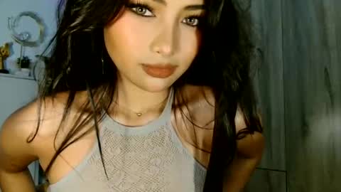 Bridgets room online show from May 21, 2026, 8:38 pm