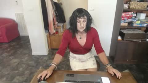 bridgetfouru online show from February 16, 2026, 2:51 am