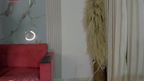    online show from October 10, 2025, 12:15 pm