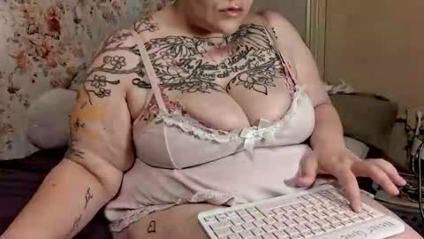Snapshot of briebaby88 chatting on May 19, 2026, 5:03 am Leela Marie xo online show from May 19, 2026, 5:03 am