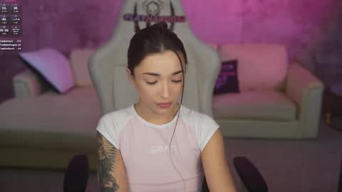 Diamonds Girls online show from February 12, 2026, 12:44 pm