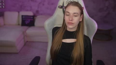 Diamonds Girls online show from April 6, 2026, 7:37 pm