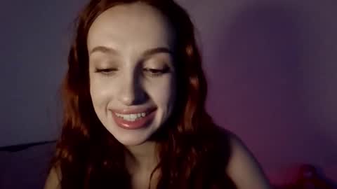 bright_naughty online show from December 5, 2025, 10:46 am