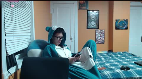 Strawberry online show from January 9, 2025, 12:46 am