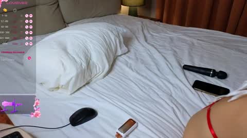 Amina Adelina online show from September 20, 2025, 11:50 pm