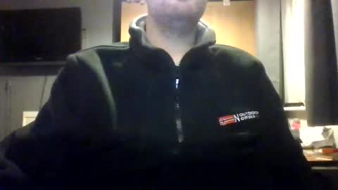 DevonLad online show from December 2, 2025, 4:35 pm