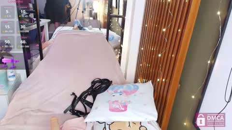  Brigiitte  online show from October 14, 2025, 2:34 am